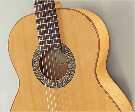 Alhambra Flamenco Guitar Model 2F | www.12fret.com