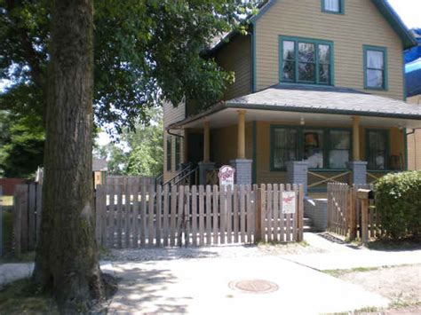 A Christmas Story House: Then and Now