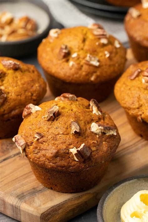 Vegan Pumpkin Muffins - Loving It Vegan