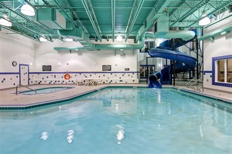 Stettler Canalta Pool: Pictures & Reviews - Tripadvisor