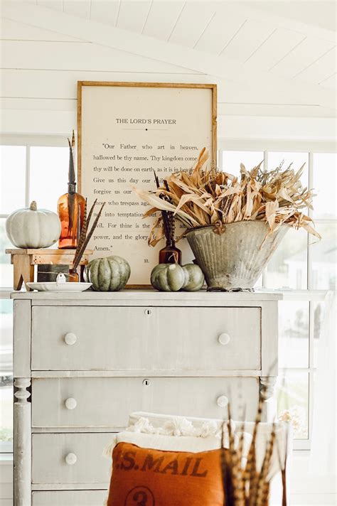 The Best Vintage Inspired Fall Decor - Midwest Life and Style Blog