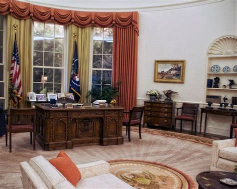 President Donald Trump Has Started Redecorating the Oval Office - Donald Trump's Oval Office Decor