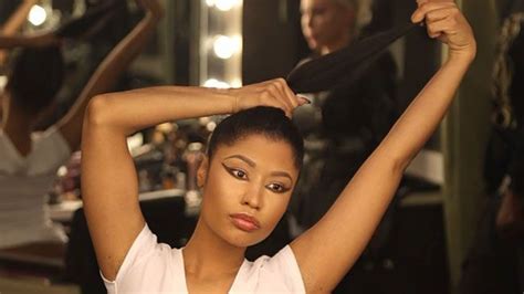 Nicki Minaj Shows Off Her Natural Hair | NaturallyCurly.com