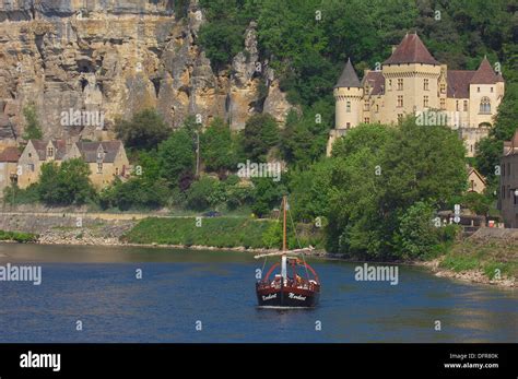 La Roque Gageac, Malartrie Castle, Perigord, River Dordogne, Dordogne ...