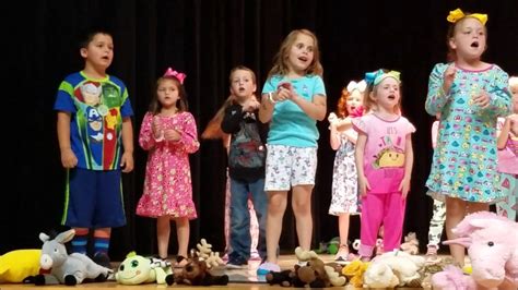 Pajama Party Kindergarten Performance 2017 - YouTube