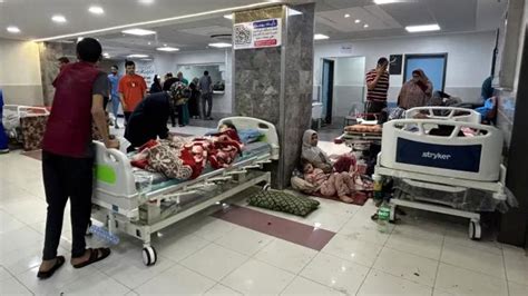 More than 20 patients die at Gaza’s Al Shifa Hospital amid Israeli raid