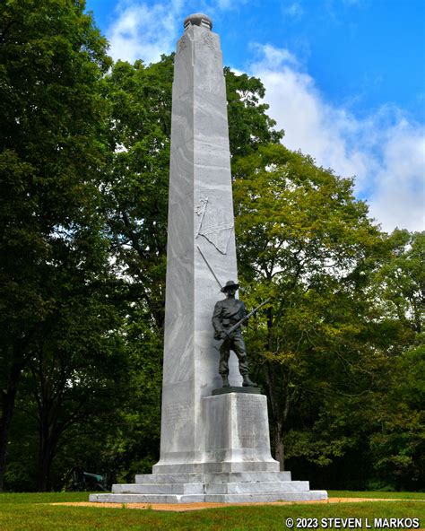 Fort Donelson National Battlefield | CONFEDERATE MONUMENT