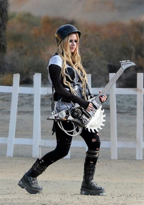 Rock N Roll Music Video - Avril Lavigne Photo (35208128) - Fanpop