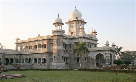 Indore | Shopping, Food & Sightseeing in Madhya Pradesh, India | Britannica