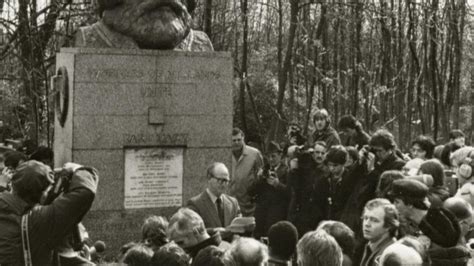 A Day at Karl Marx's Grave (1983) | MUBI