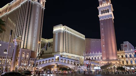 Where to eat and drink at the Venetian and Palazzo - Eater Vegas