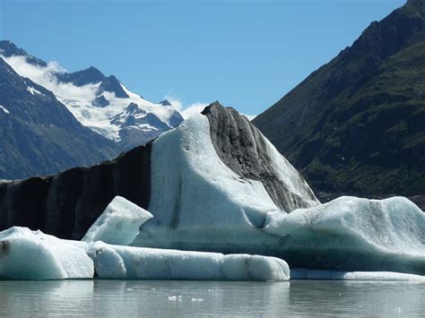 Tasman Glacier Lake walk - Tasman Valley , Mount Cook - MacKenzie, NZ ...