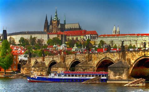 Panoramic Vltava River Cruise - Premiant City Tour