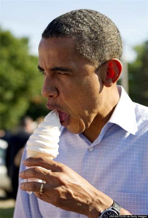 PsBattle: Obama eating ice cream : r/photoshopbattles