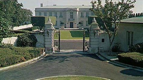 Beverly Hillbillies Mansion Is For Sale - TV Yesteryear