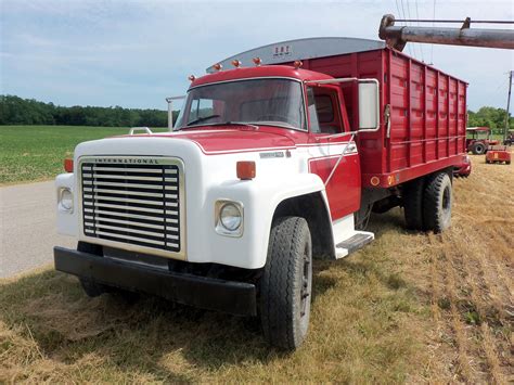 International Loadstar 1700 | International harvester truck, Trucks, International truck