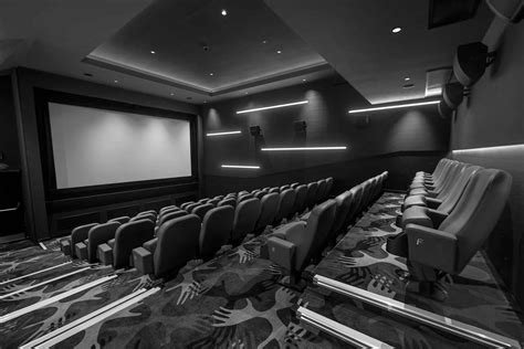 The Light Cinema Sheffield - Kotobuki Seating Intl.