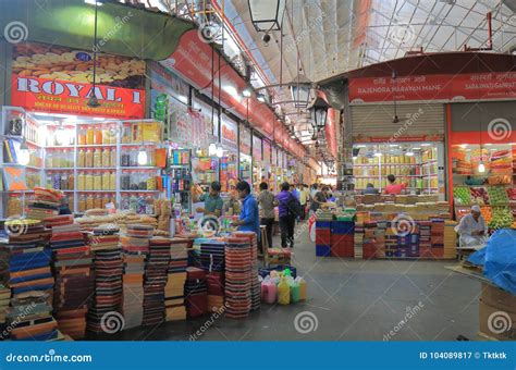 Crawford Market Shopping Mumbai India Editorial Photography - Image of asian, people: 104089817