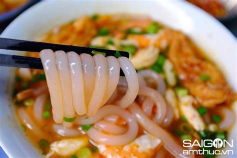 Bánh canh - Vietnamese Thick Noodle Soup Recipe | Vietnam Information - Discover the beauty of ...