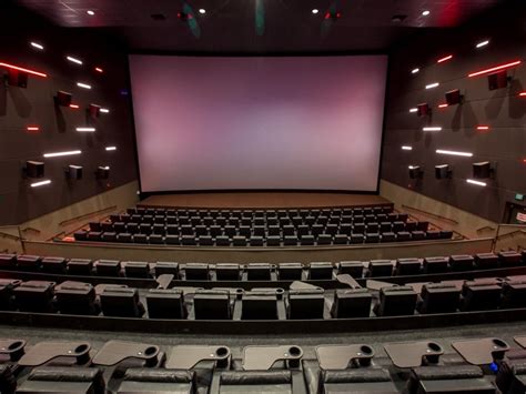 See Inside New Wayne Theater With Recliners, Pizza Hut | Wayne, NJ Patch