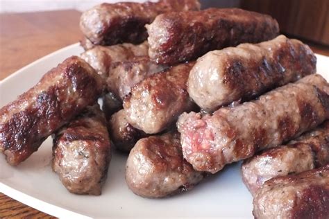 mititei romanesti Gril, Sausage, Meat, Food, Sausages, Essen, Meals ...