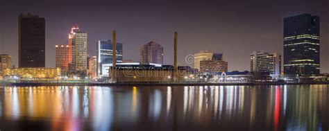 Toledo Ohio Skyline stock photo. Image of river, offices - 24512052