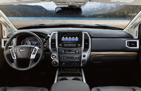 2021 Nissan Titan® in Duluth, MN