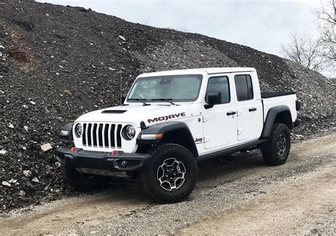 2023 Jeep Gladiator Mojave vs. 2024 Rivian R1T: Can Modern Beat Old ...