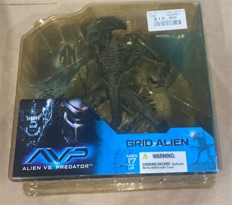 MCFARLANE ALIEN VS Predator Grid Alien Action Figure AVP 2004 New $29.99 - PicClick