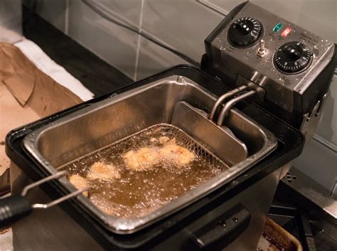 ᐅ CHEFMAN DEEP FRYER REVIEW • All you need to know