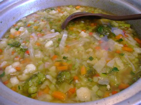 Becky Cooks Lightly: Weight Watchers Fresh Vegetable Soup