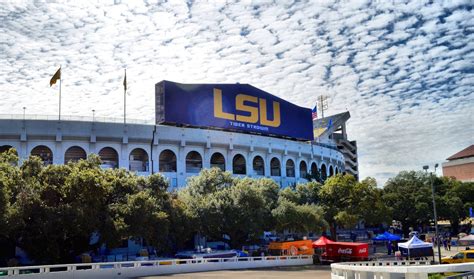 Tiger Stadium (Death Valley) – StadiumDB.com