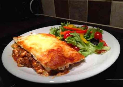 Slimming World (nearly) Syn Free Lasagne | Simple Slimming Recipes