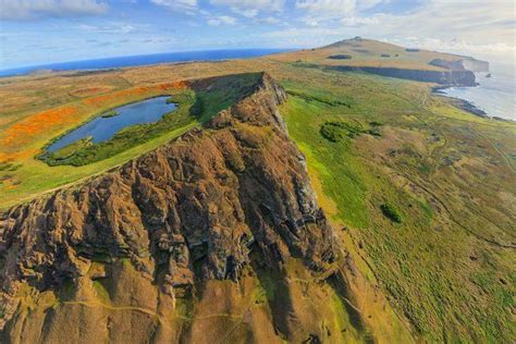 EASTER ISLAND VOLCANOES | Imagina Easter Island