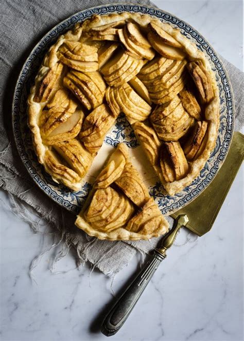 Make Mary Berry's frangipane apple pudding recipe | Express.co.uk