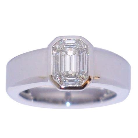 Art Deco Solitaire Rings - 326 For Sale at 1stdibs