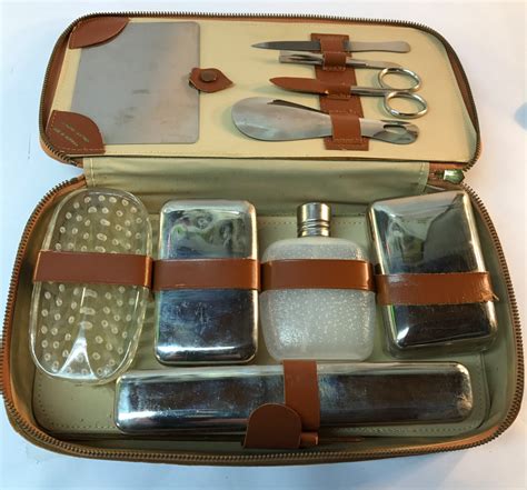 Men's Toiletry Set Leather Vintage Travel Case