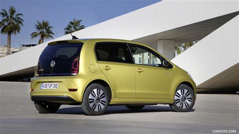 2020 Volkswagen e-UP! - Rear Three-Quarter Wallpaper | Caricos