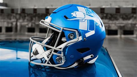 Detroit Lions unveil alternate helmet