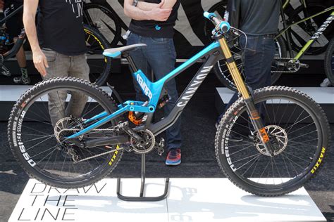 All-new Canyon Sender DH mountain bike launches incredibly well ...