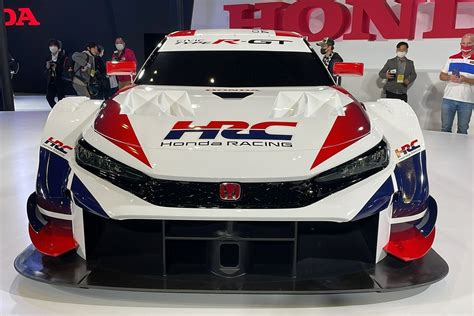 Honda Civic Type R unveiled for 2024 SUPER GT season