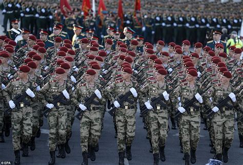 Putin arrives in Red Square as Russia's annual Victory Parade gets underway | Daily Mail Online