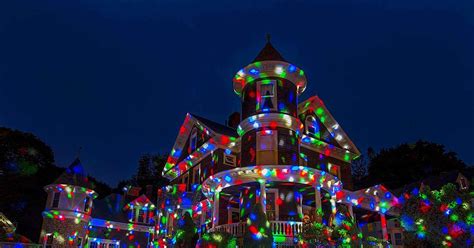 Indoor Outdoor Christmas Light Show Laser Projector | Shelly Lighting