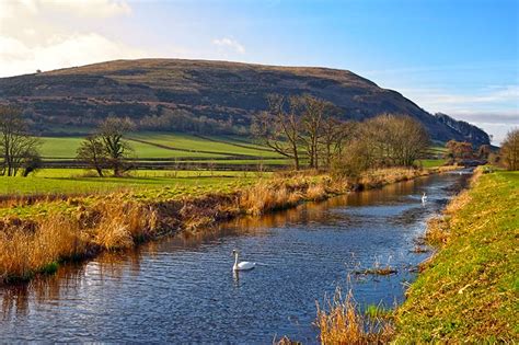 The Lancaster Canal - Lancaster Canal Boat Hire & Holidays