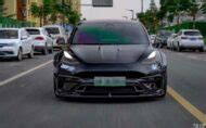 Tesla Model 3 Performance with widebody kit & 20 inchers!