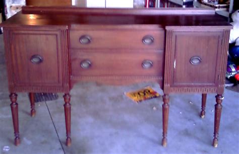 * Remodelaholic *: White Buffet Table With Wood Top