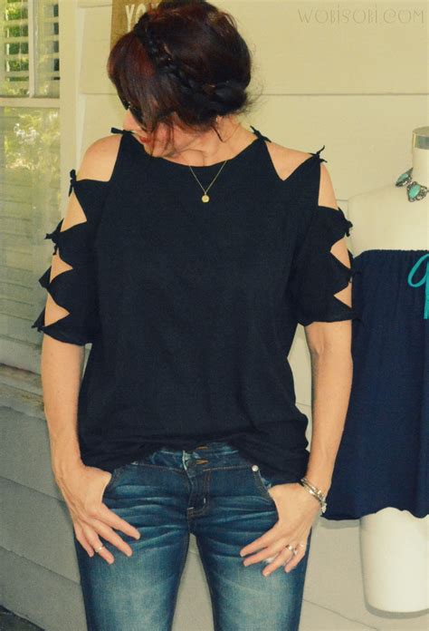 WobiSobi: Shoulder Tied Tee- Shirt, DIY