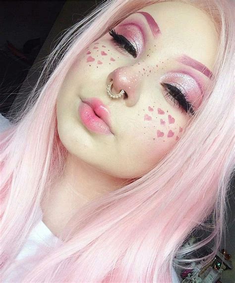 Cute pastel goth makeup, Goth subculture on Stylevore