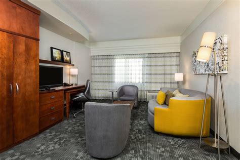 Photos of Hotels in 77056 | Courtyard Houston by The Galleria