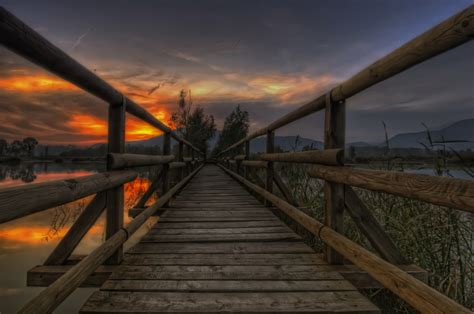 Bridge Sunset | HDR creme